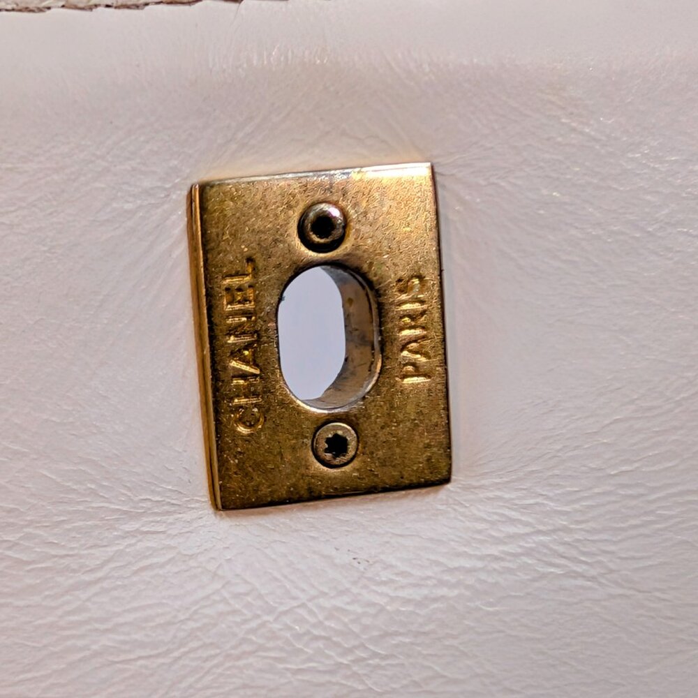 Chanel 19 White Lambskin Small Flap Bag with Pink/Blue Hardware - Picture 10 of 14